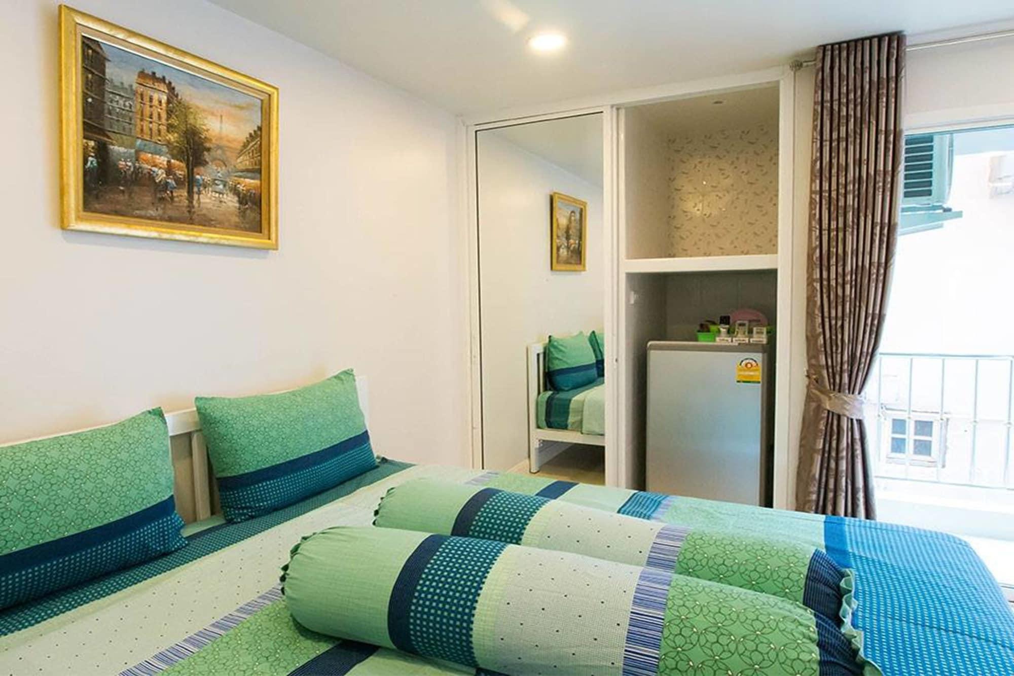 Parvena Hotel Бангкок Экстерьер фото