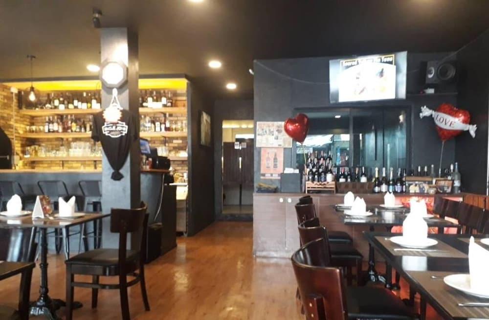 Parvena Hotel Бангкок Экстерьер фото