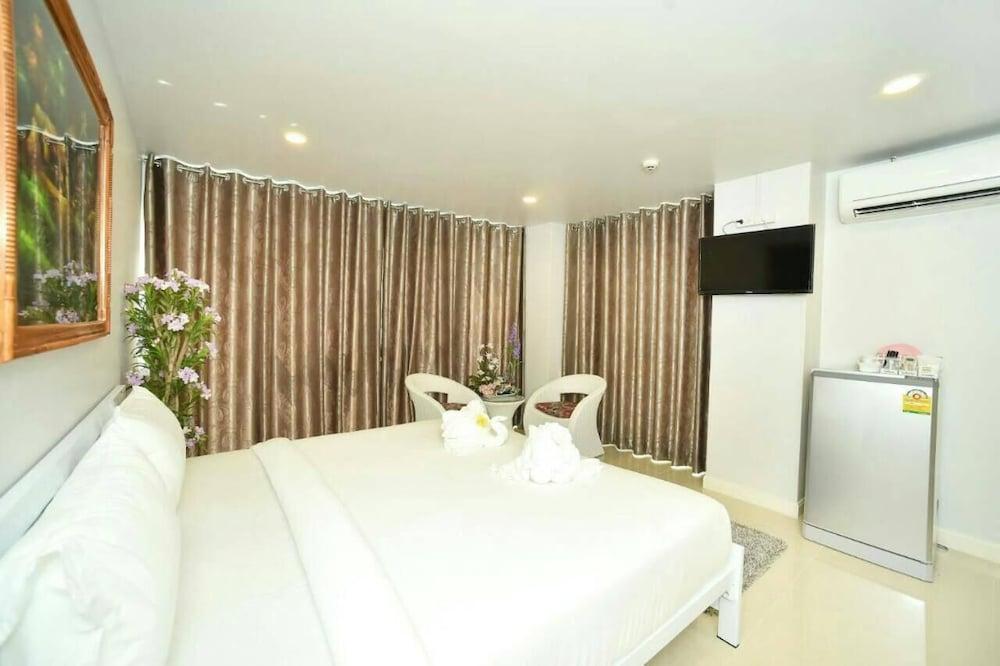 Parvena Hotel Бангкок Экстерьер фото